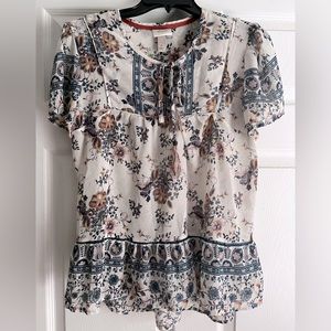 Flowy sheer top size small